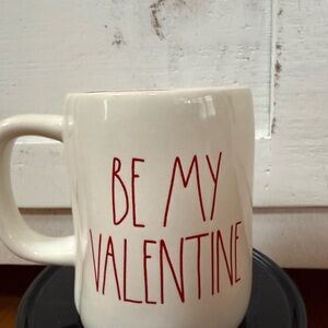 Rae Dunn x Snoopy Be My Valentine Mug